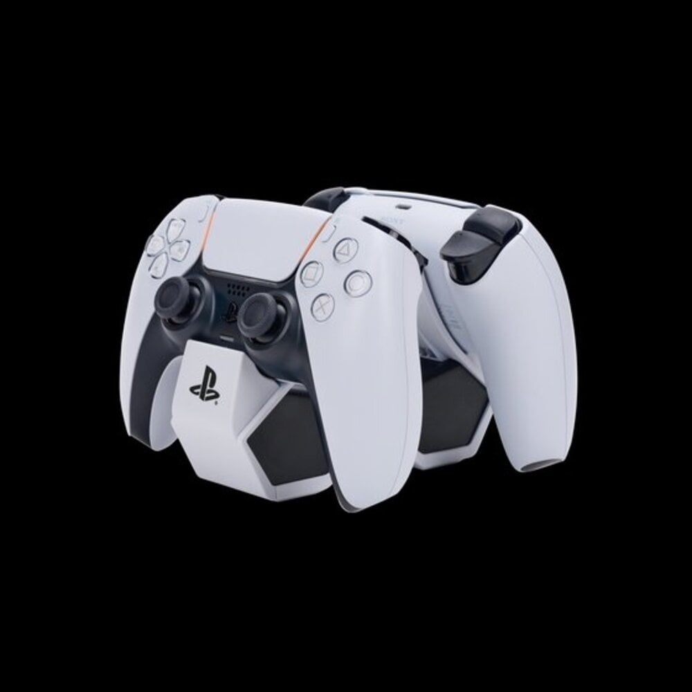 PlayStation 5 controllers, cases & gaming accessories