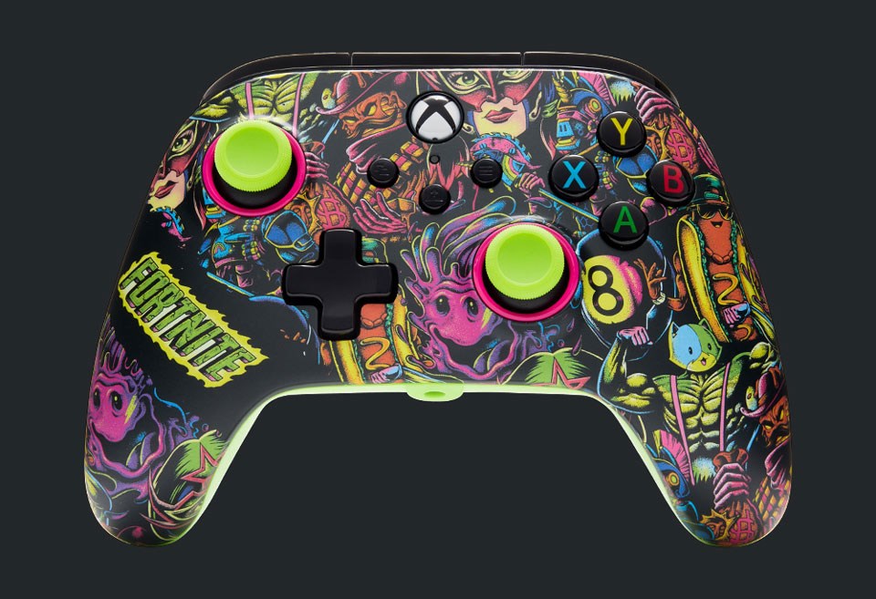 Fortnite Glow Controller shown with daylight graphics