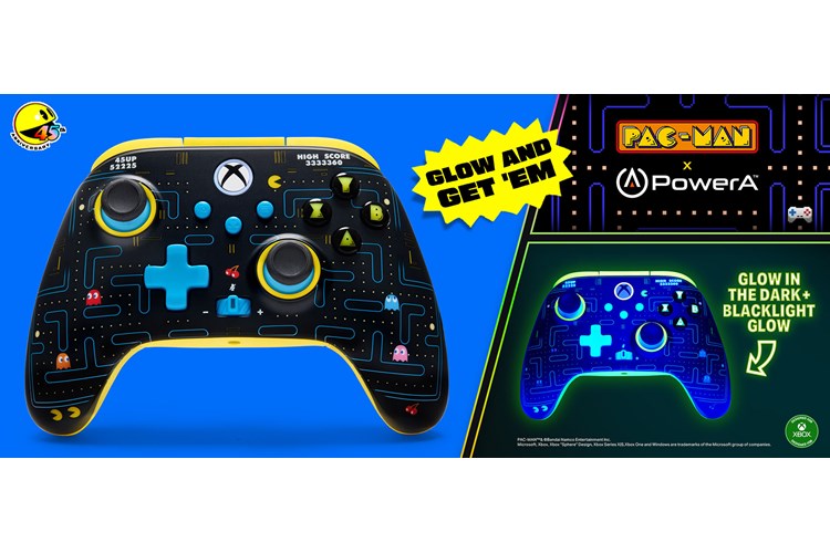 PAC-MAN x PowerA. Classic game background with PAC-MAN Controller for Xbox Series X|S